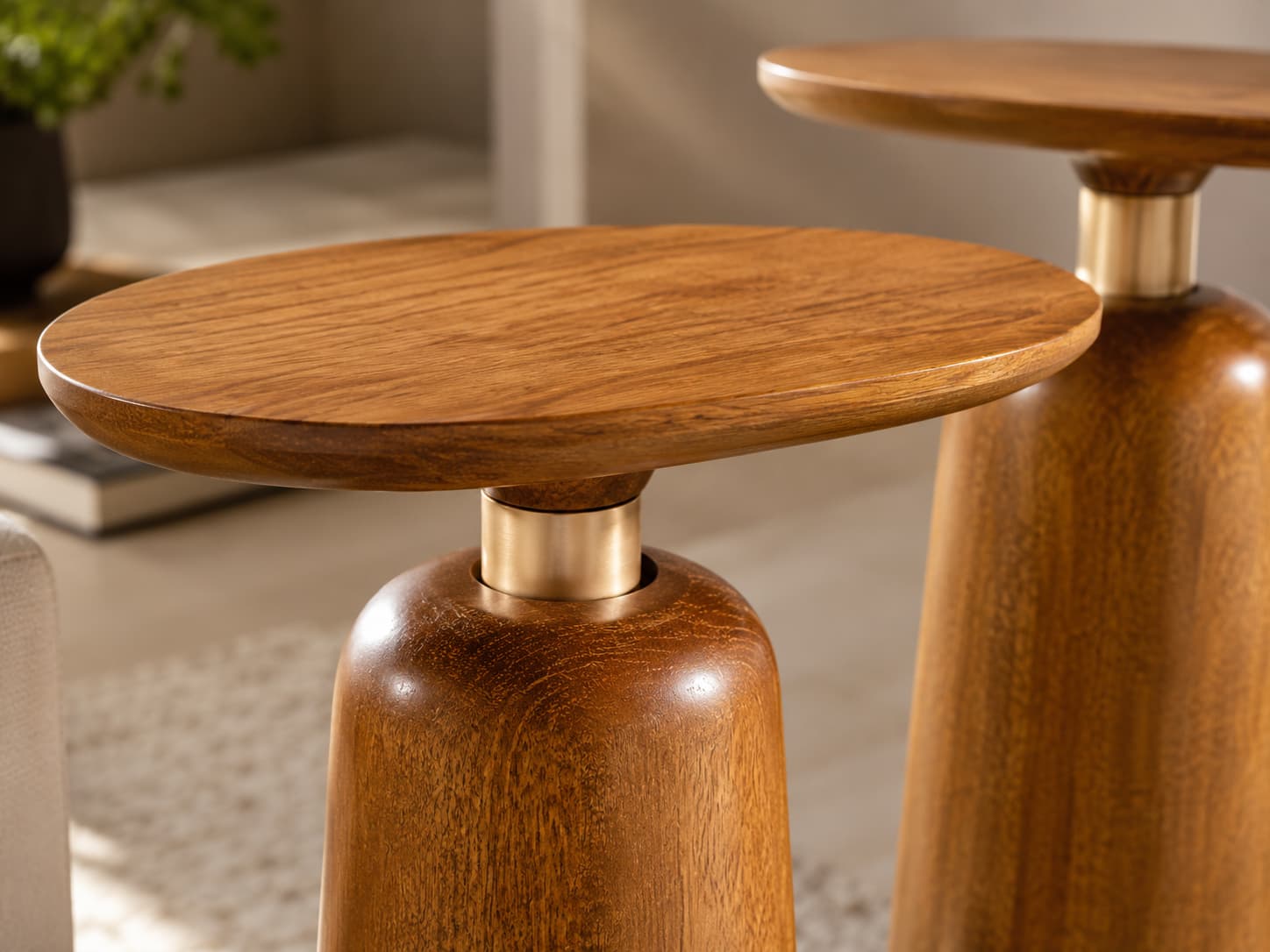 Mesa Lateral Plump detalhe 2